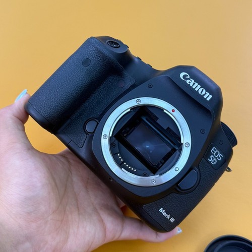 Canon eos mark iii - eos,